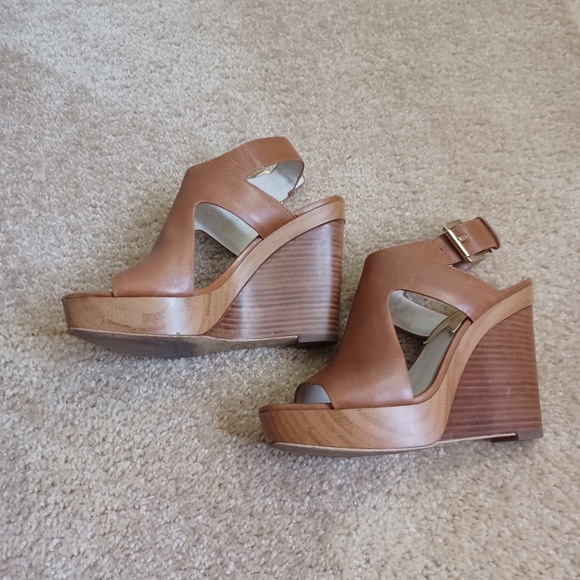 Micheal Kors Brown Wedge Sandals- Size 6.5 M - Picture 3 of 15